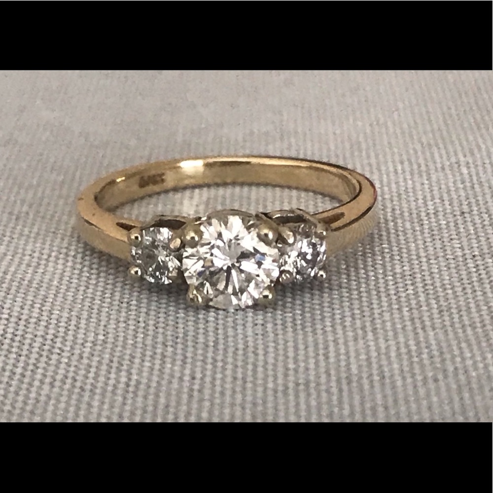 3 stone diamond ring 14k yellow gold